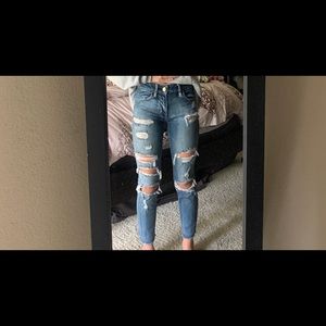Medium Wash American Eagle Ripped Jeans.